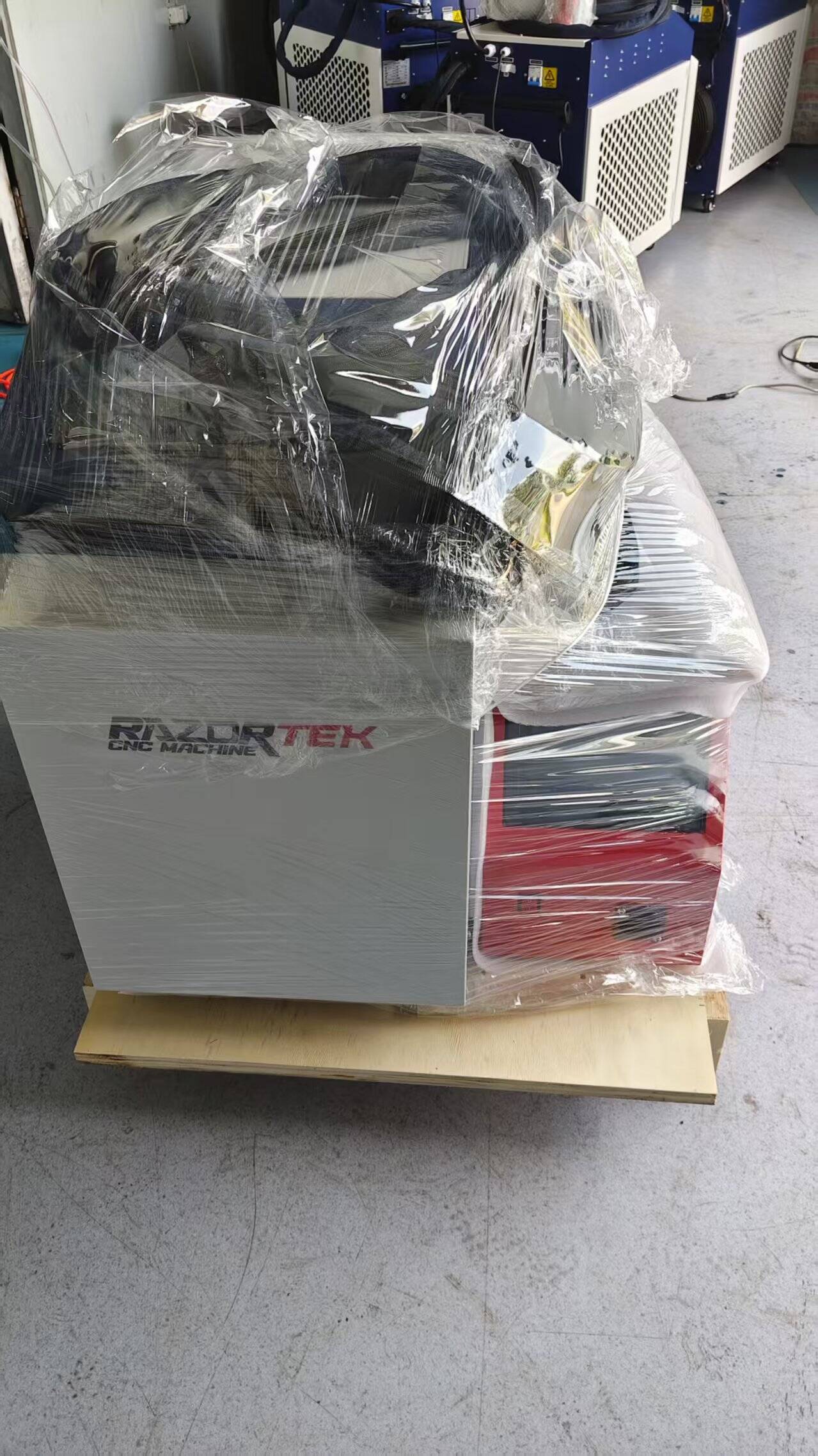 Industrial Laser Welding Machine Hand Held - 2KW 3KW Wasserkühlung Suplaser 4in1 Industrielle